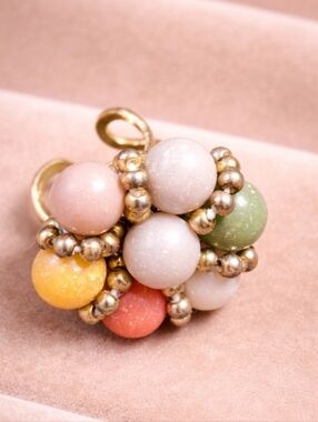 Vintage 80s Elegant Multicolor Pearl Cluster Ring